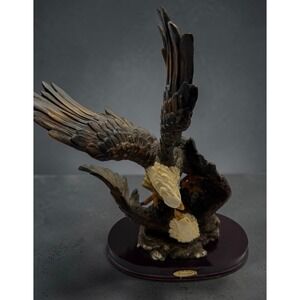 American Spirit Bald Eagle Figurine Realistic Wildlife Resin Statue W/ Base 12"